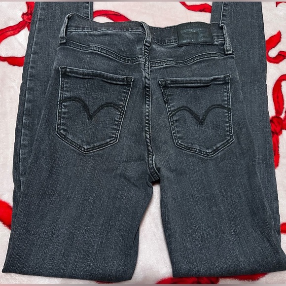 Levi’s Women’s 720 High Rise Super Skinny Jeans - Picture 3 of 4